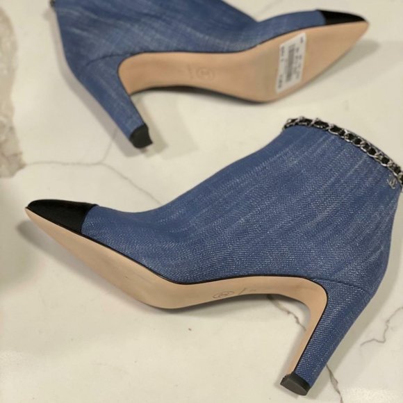 CHANEL 20C Denim Fabric Leather Chain CC Ankle Booties Boots Heels - Picture 8 of 10